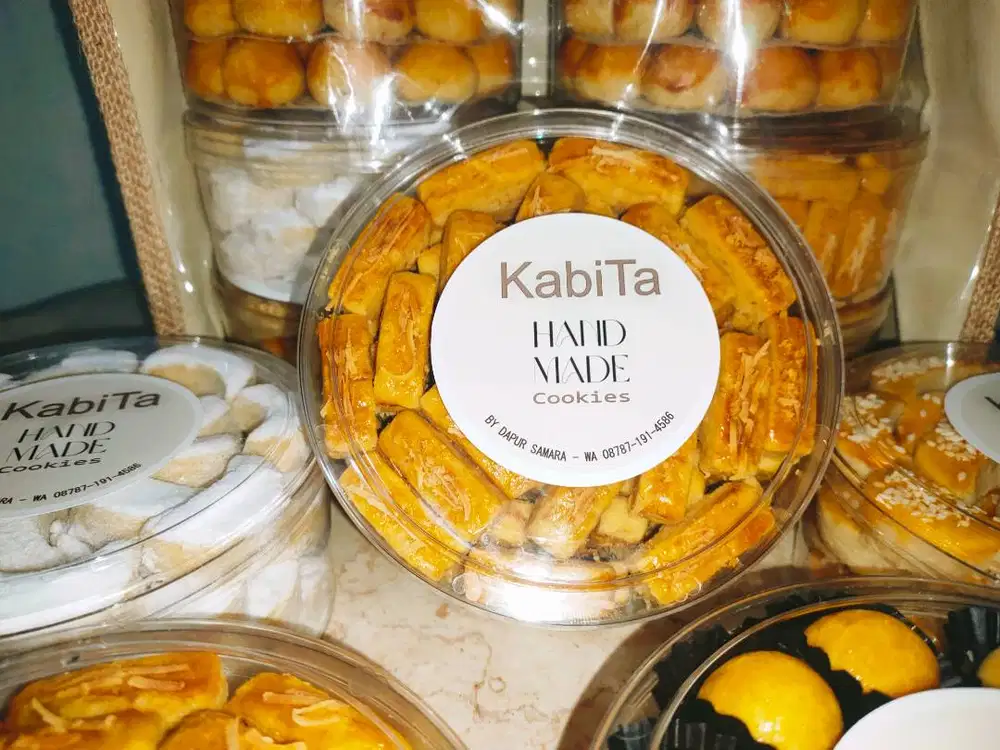 Kue Kering Lebaran Premium: Nastar, Putri Salju, Kacang, & Kastengel