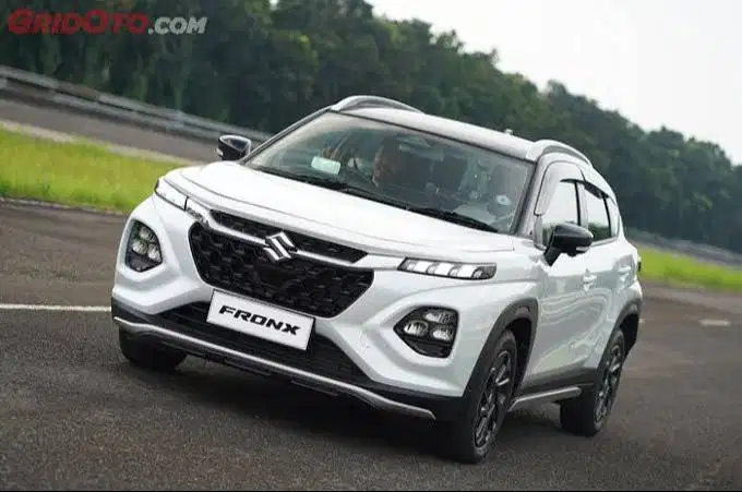 [Mobil Baru]  FRONX