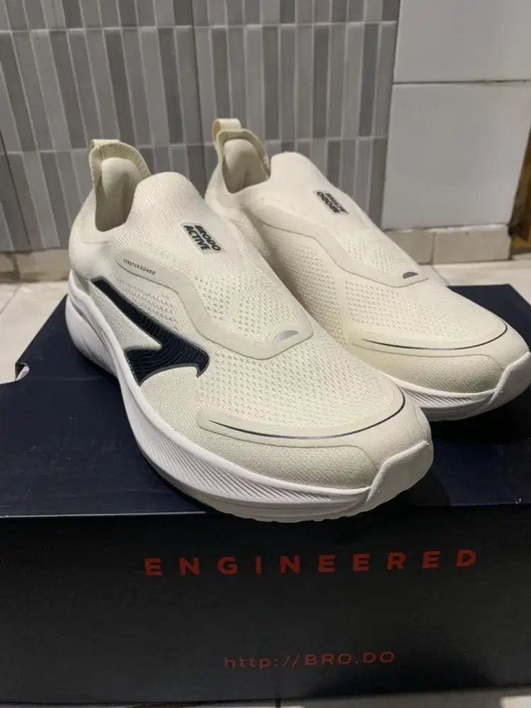 Sneakers Active Inizo Ez Off White Brodo Size 41