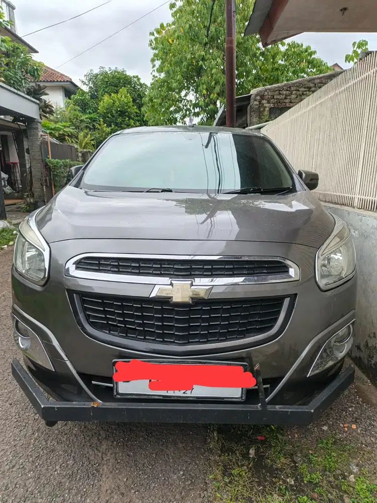 Chevrolet Spin 2014 Bensin