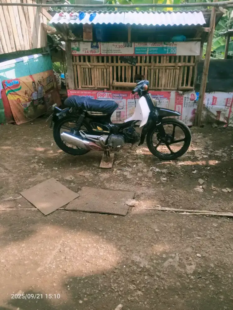 Honda c70 basic astrea legenda