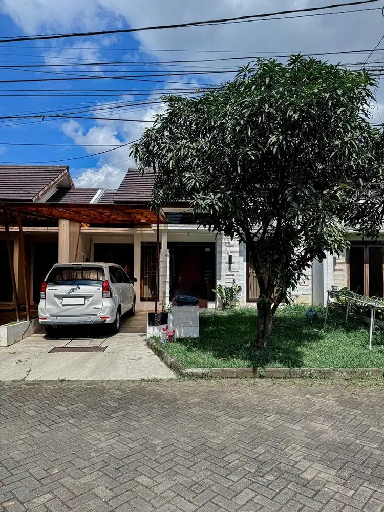 Over kontrak / dijual rumah bumi panyawangan