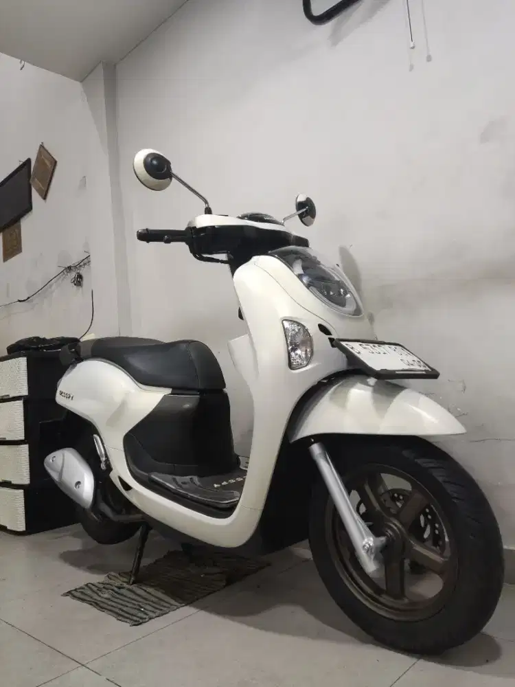 Scoopy New Keyless Prestige 2025 Bln 4 Super Mulus Plat Jakarta ABBA