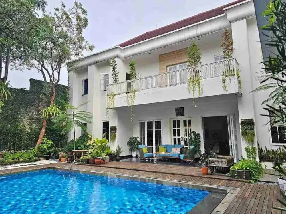 dijual rumah mewah 2 lt private pool kemang timur jakarta selatan