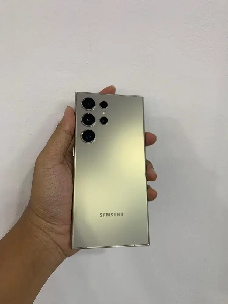 Samsung S24 Ultra 12/256GB - Garansi SEIN