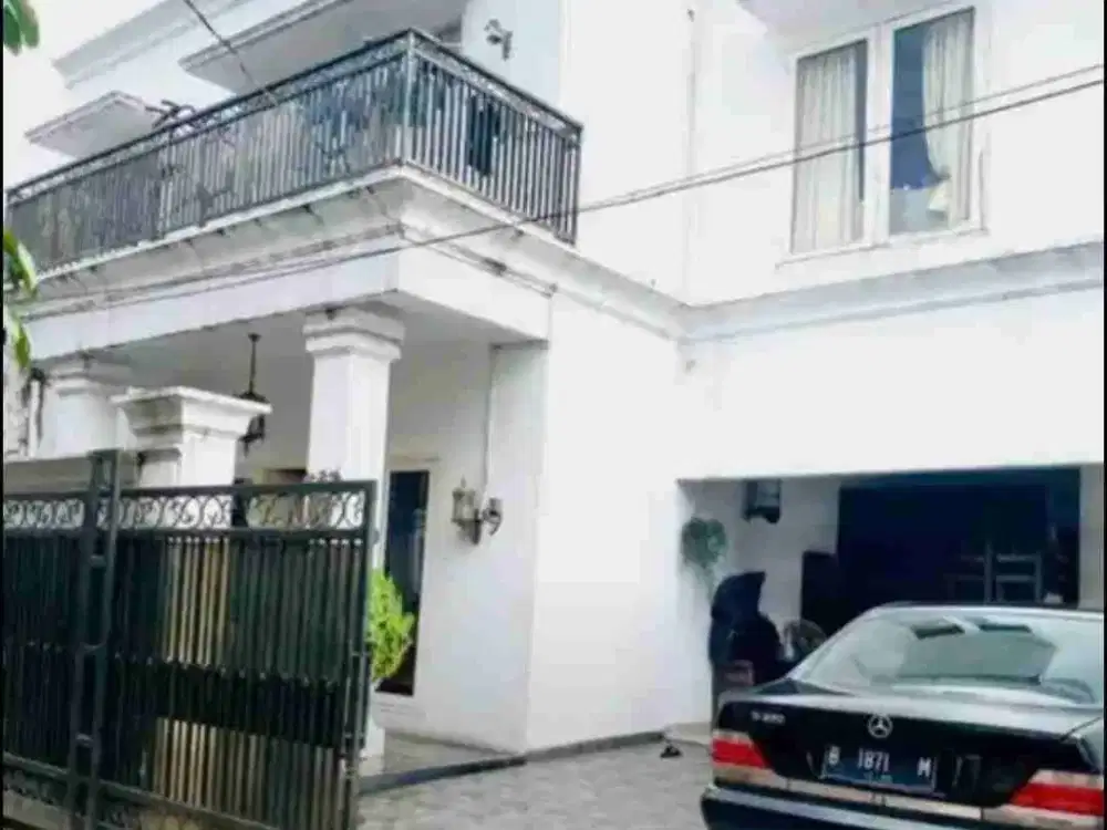 dijual rumah mewah 2 lt Fatmawati Jakarta selatan