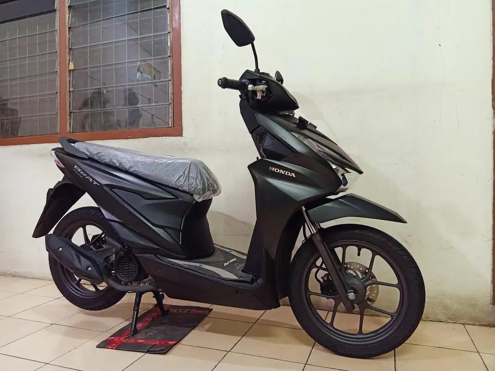 Honda BEAT DELUXE SMARTKEY CBS ISS 2025 BL 6 (TYPE TERTINGGI/LIKE NEW