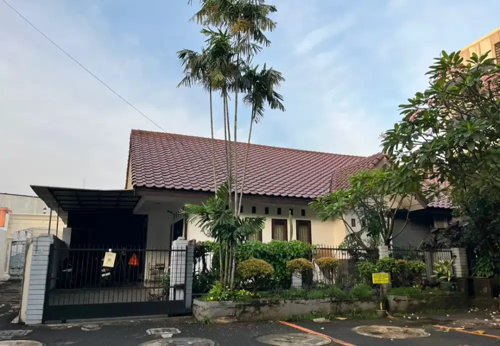Rumah Tinggal, Jl.Keuangan I, Komp.Dep.Keuangan Fatmawati, JakSel