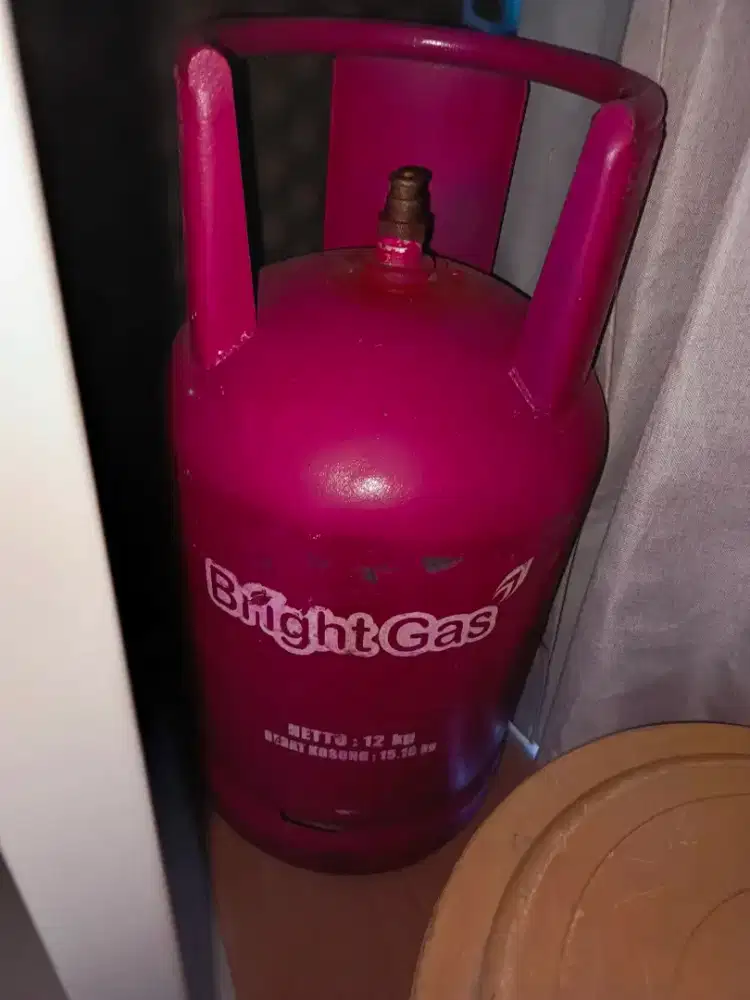 Tabung gas 12 kg kosong..