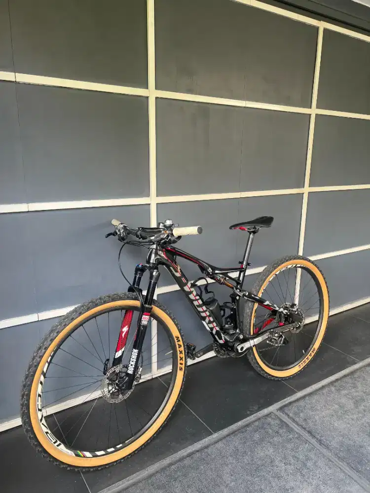 Sepeda MTB Specialized S Works Epic