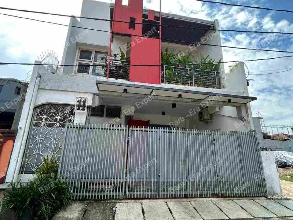 Jual rumah siap huni di rawamangun dengan jalan lebar