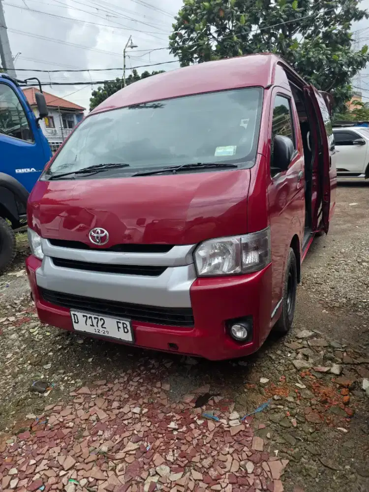 HIACE COMMUTER THN 2019