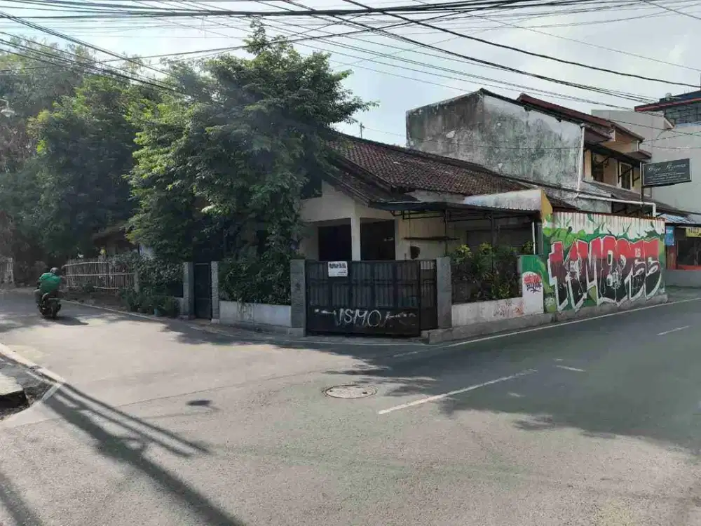BU!! Rumah Super Strategis Akses bagus Di Seturan Dekat AMPLAZ, Pakuwon Mall, Kampus UPN