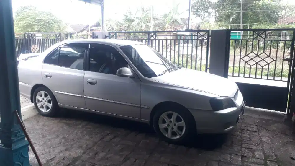 Hyundai Verna 2002 Manual