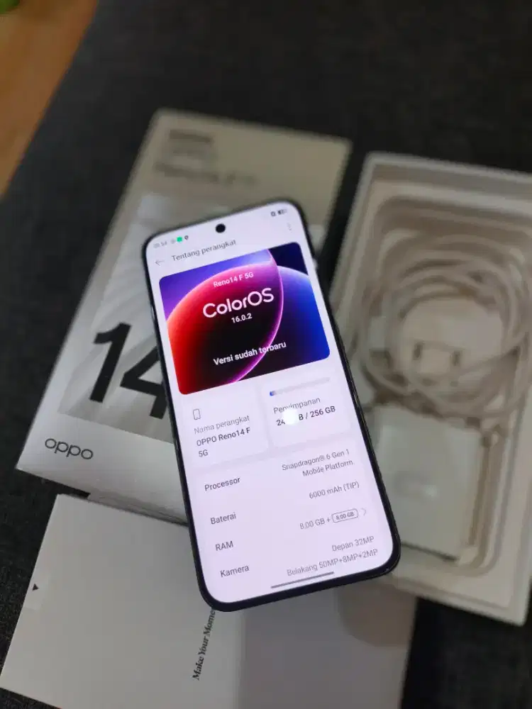 Oppo Reno 14 f 5g.