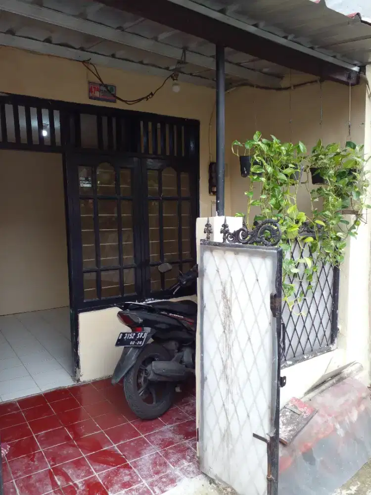 Rumah kontrakan petakan dekat stasiun LRT Cikoko & stasiun cawang
