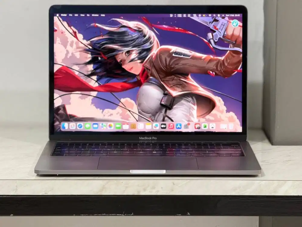 MacBook Pro Touch Bar Intel Core i7 13inch Retina RAM 16GB/256GB 2018