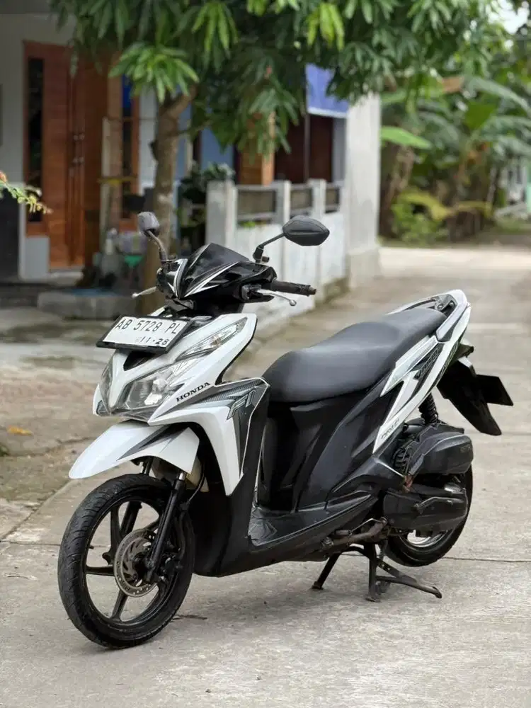 Honda vario 125 2013 plat ab pajak on