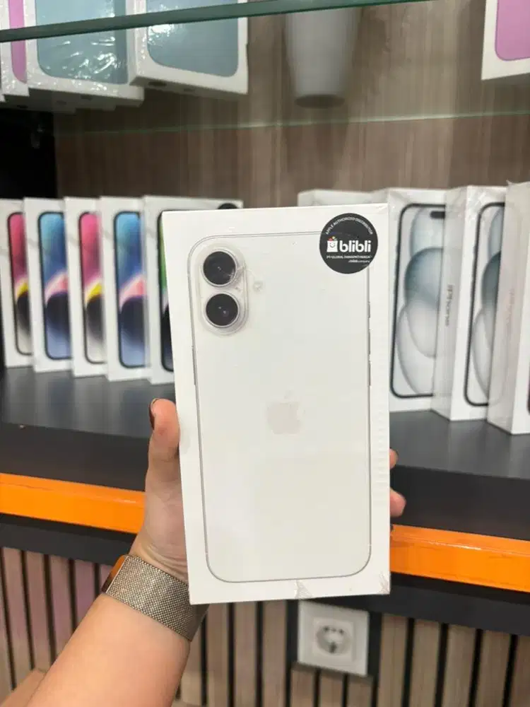 16 plus 128 white new