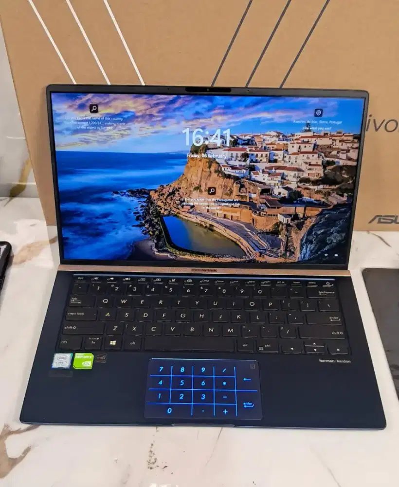 Asus Zenbook UX433F Core i7 G8 Ram 16 SSD 512 MX 150