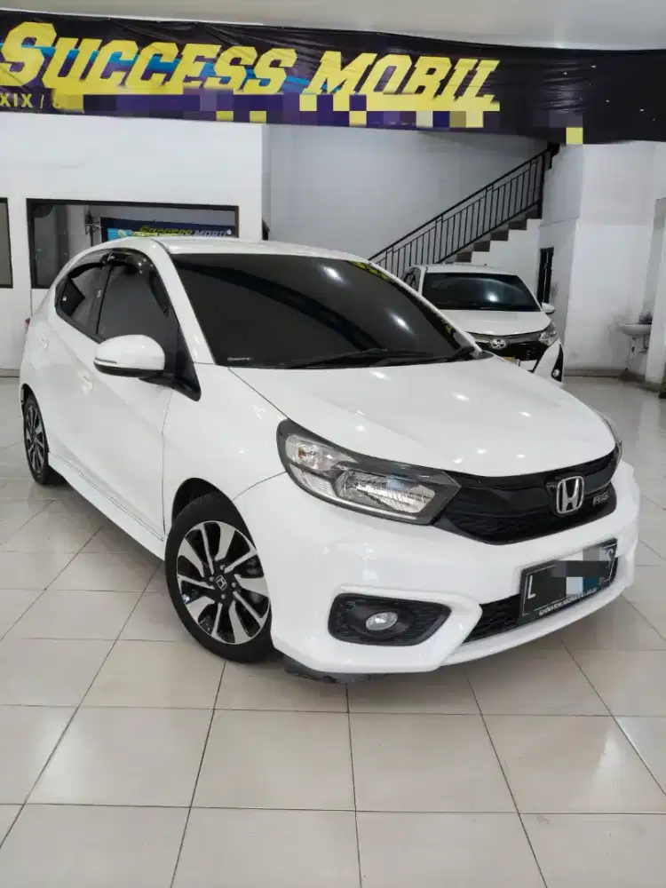 Honda Brio RS 2021 Matic Putih Favorit