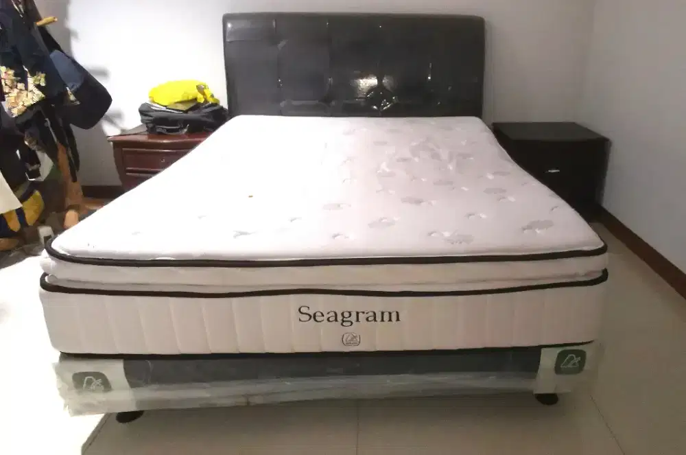 MULUS 95% SEPERTI BARU FULL SET SPRING BED AIRLAND SEAGRAM 160X200 cm