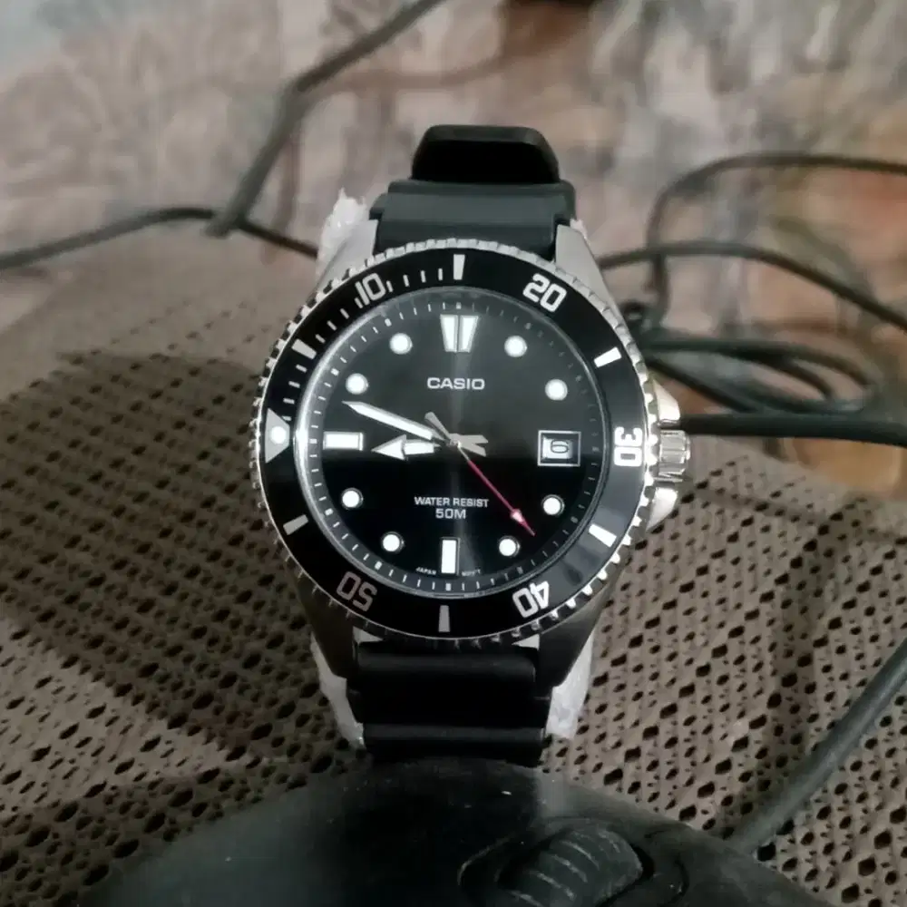 Jam Tangan Unisex Casio Mini Duro MDV-10