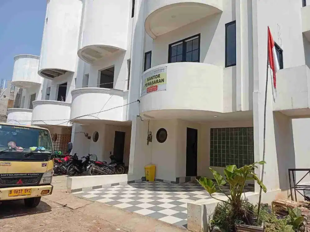 Rumah Cluster di Jl H Naman Pondok kelapa