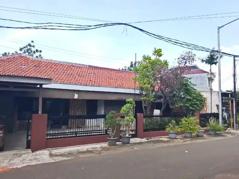 Disewakan Rumah Besar Dalam Komplek Di Rawamangun Jakarta Timur