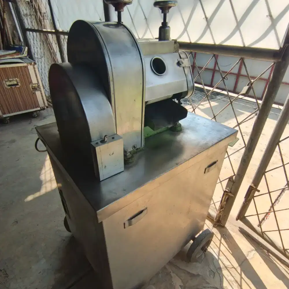 Mesin press tebu dynamo