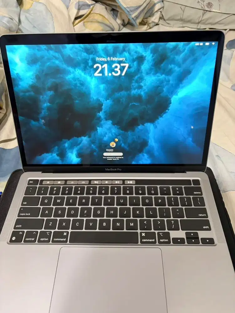 Macbook Pro M2 8/256