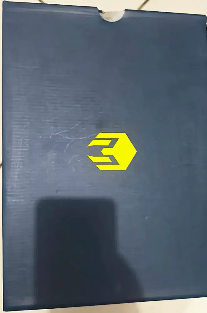 Sepatu Mills ENERMAX TYCOON