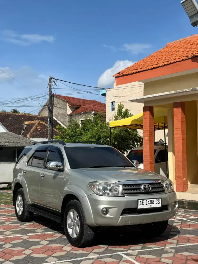 FORTUNER 2.5 G DIESEL 2010 MATIC A/T