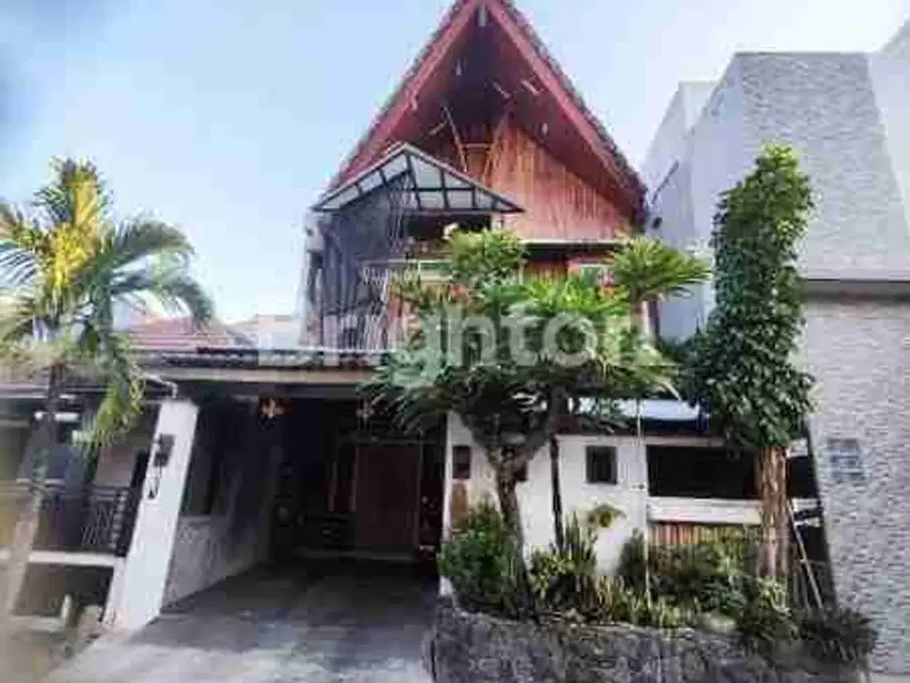 Rumah 2 Lantai Bagus Siap Huni Palm Spring Regency Jambangan dekat Masjid Agung Al-Akbar, Gayungsari,  Karah, Ketintang, Kebonsari