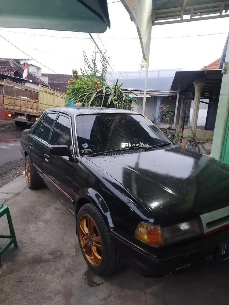 Ford laser 1997 Bensin
