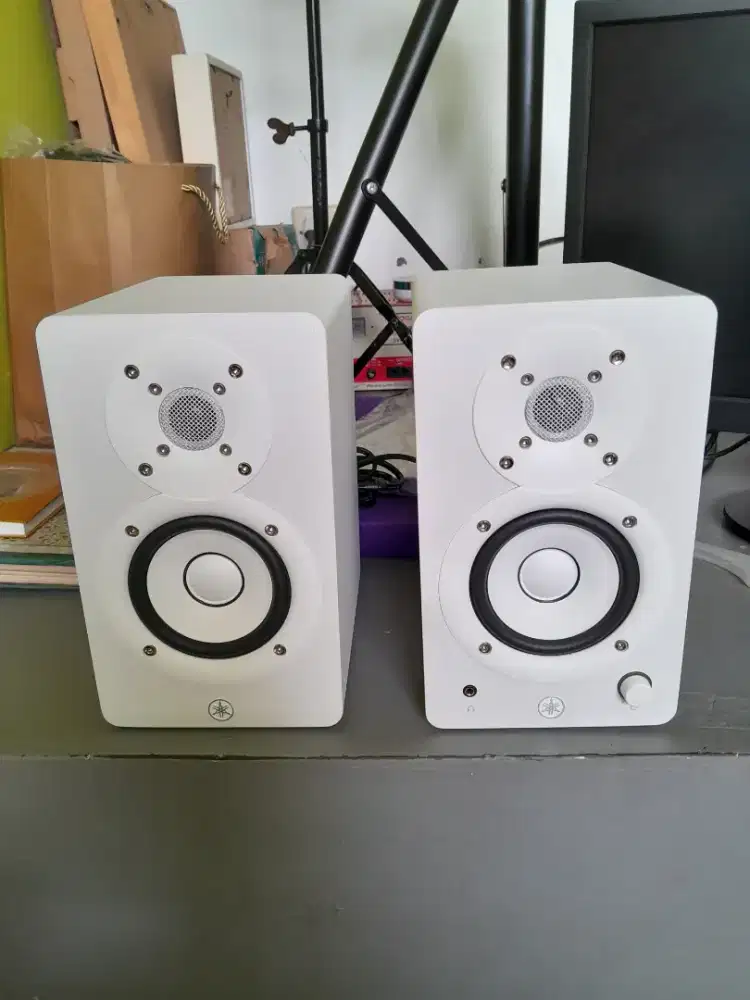 Fs..Speaker Flat recording Yamaha HS3