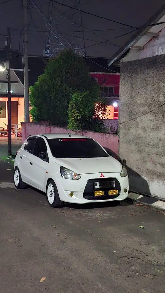 Mitsubishi Mirage 2014 Bensin