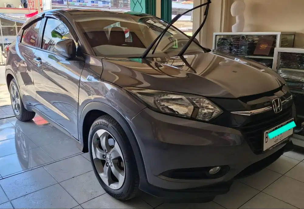 Honda HRV 1.5 E At Matic 2017 Km 73Ribu Asli Tangan Pertama Matik Hrp.