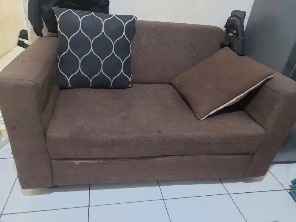 Sofa 2 seat + bantal