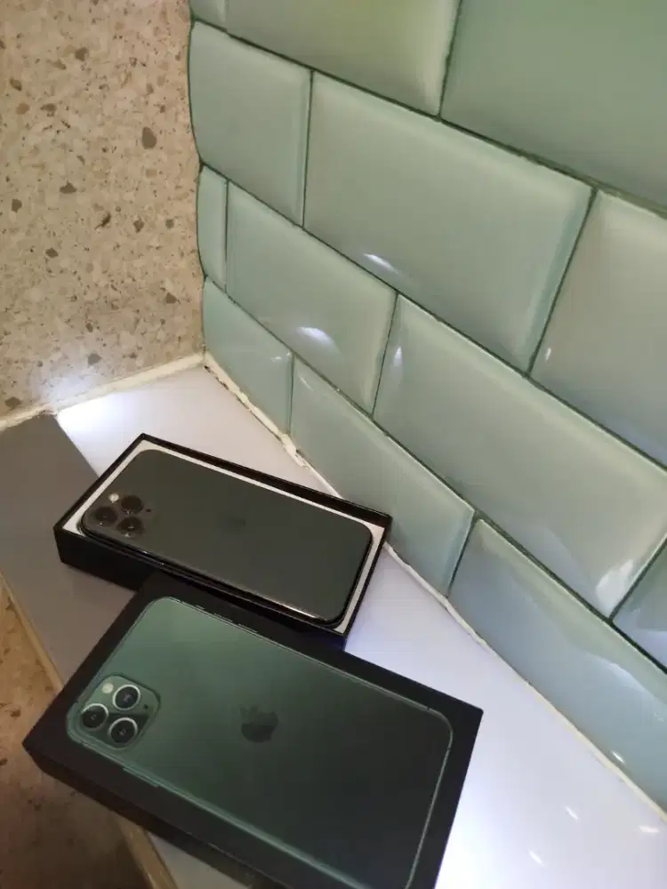 iPhone 11 pro 256gb beli memori besar