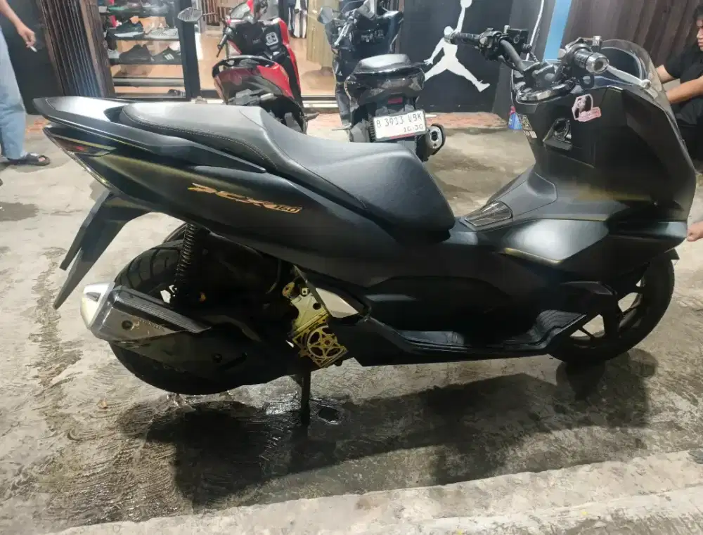 Honda Pcx 160 Abs Hitam Doff