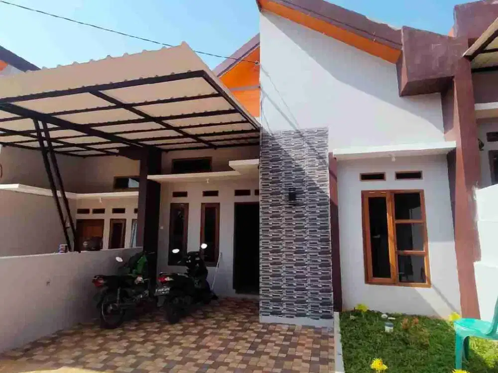 Lokasi pinggir jalan grya Mustika 12..