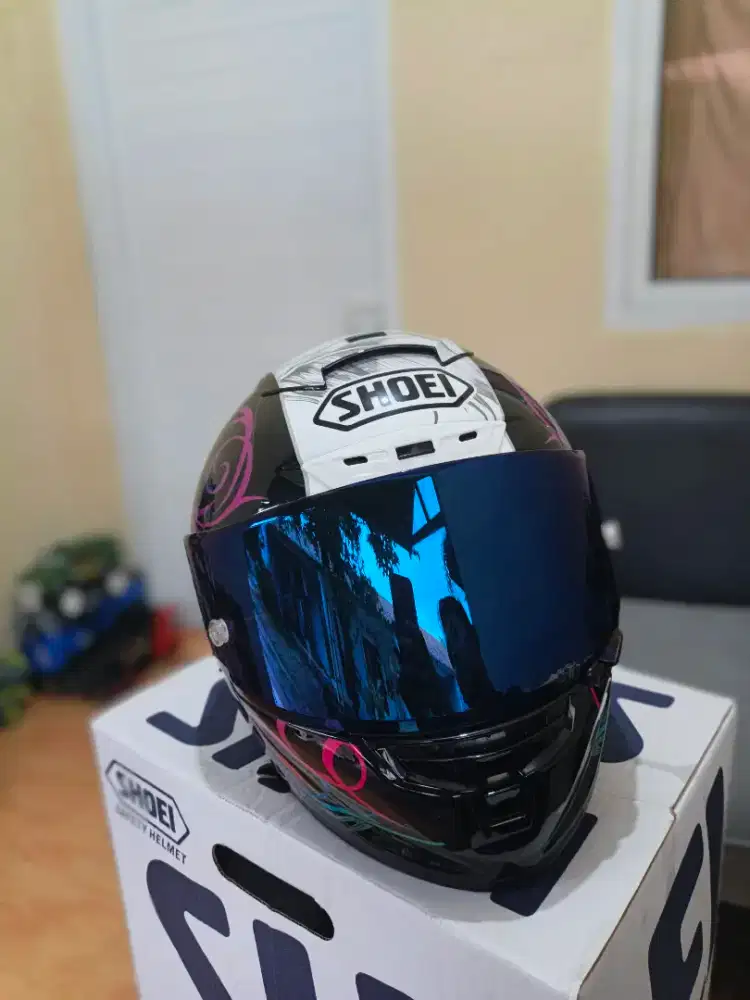 Helm shoei x14 1:1