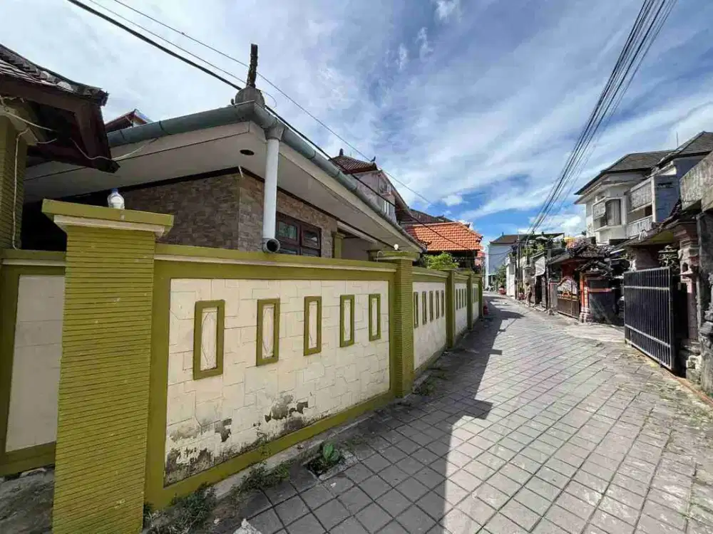 DIJUAL RUMAH LANTAI 2 LOKASI CANGGU KUTA UTARA