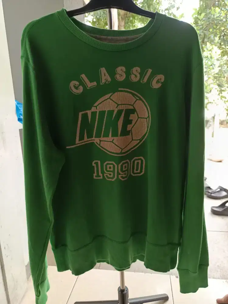 Nike big logo hijau