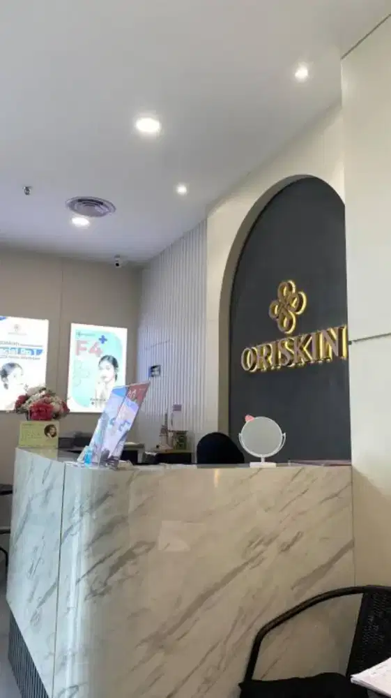 Sales klinik kecantikan