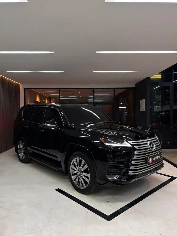 Lexus LX600 VIP 4-Seater 2025 Hitam Km800perak Nik 2024 B744KAT