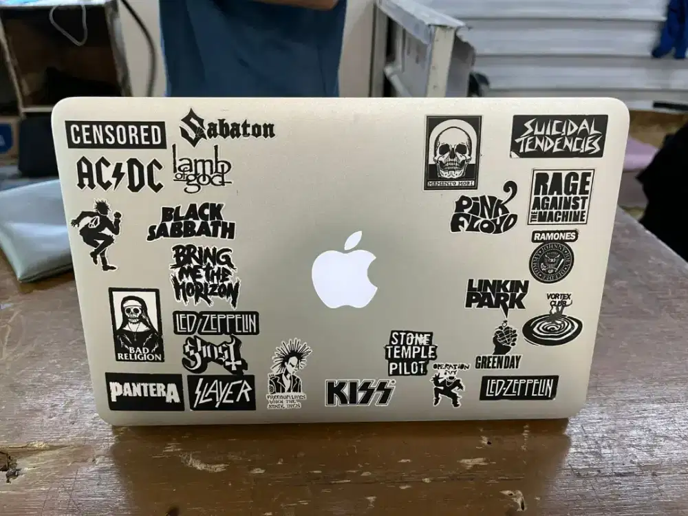 Macbook Air 11inc ( mid 2011) bisa tukar tambah