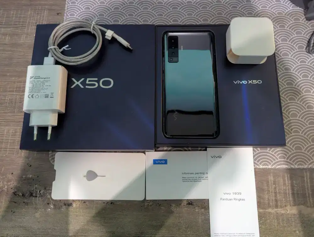 JUAL CEPAT HP VIVO X50 BLACK 8/128