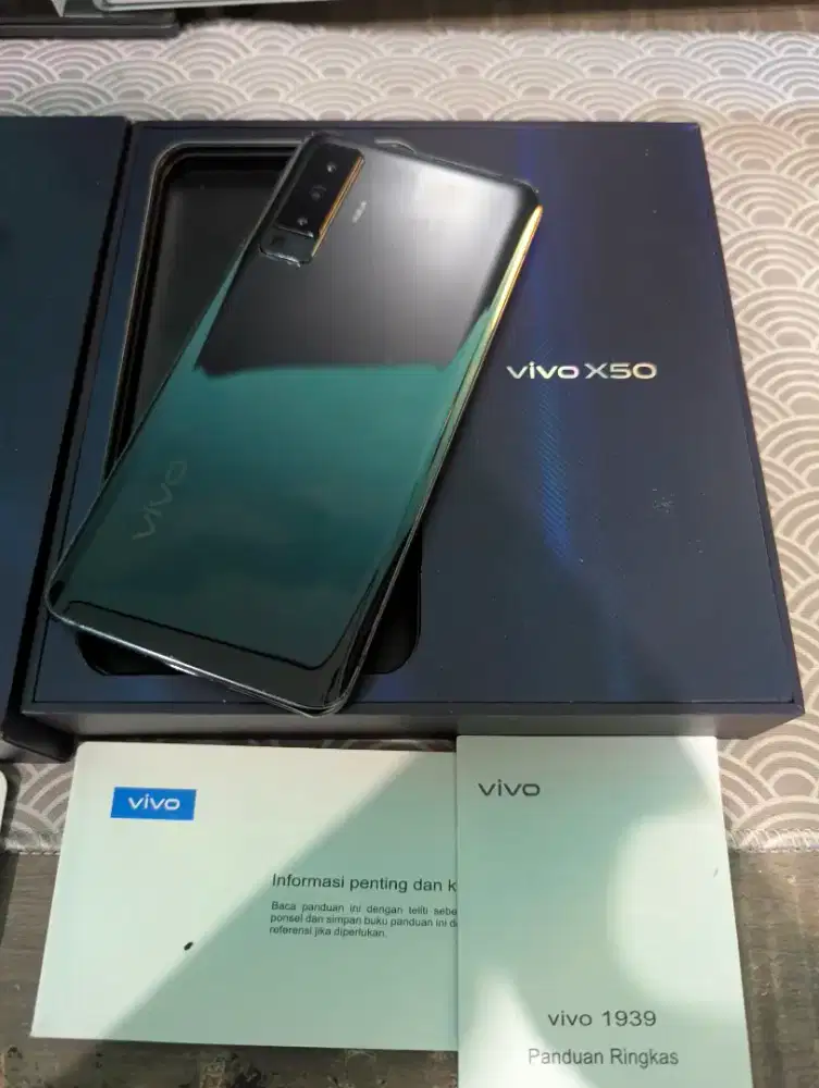 JUAL CEPAT HP VIVO X50 BLACK 8/128